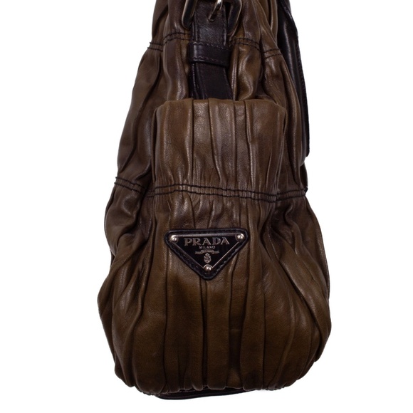 FINAL DROP🚨 PRADA Nappa Gaufre Dark Green Leather Satchel Bag - Picture 2 of 8